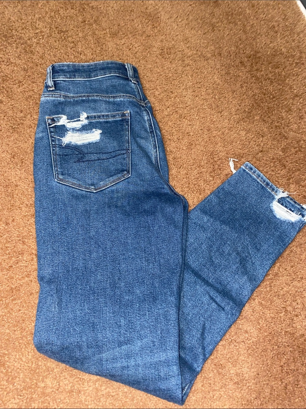 American Eagle Mom Jean